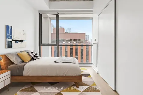 39 Brant Street Toronto ON M5V 3X1