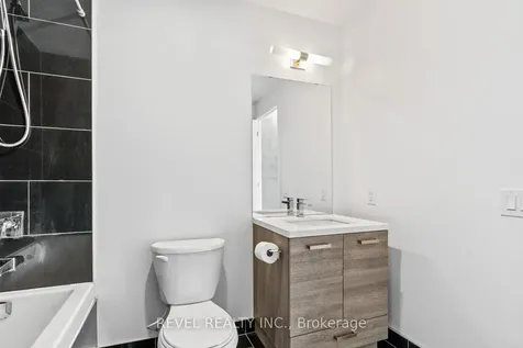 39 Brant Street Toronto ON M5V 3X1