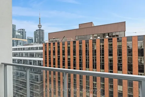 39 Brant Street Toronto ON M5V 3X1