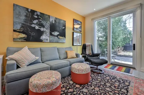 258 Palmerston Avenue Toronto ON M6J 2J4