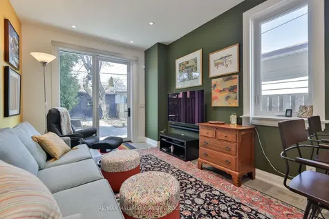258 Palmerston Avenue Toronto ON M6J 2J4
