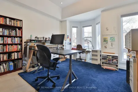 258 Palmerston Avenue Toronto ON M6J 2J4