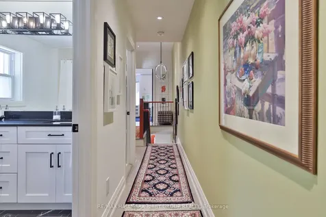 258 Palmerston Avenue Toronto ON M6J 2J4
