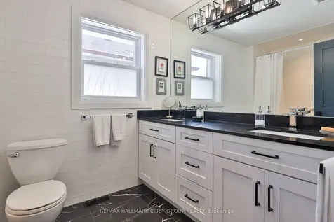 258 Palmerston Avenue Toronto ON M6J 2J4
