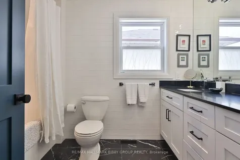 258 Palmerston Avenue Toronto ON M6J 2J4