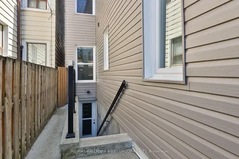 258 Palmerston Avenue Toronto ON M6J 2J4