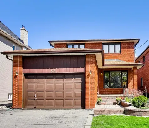 32 Madawaska Avenue Toronto ON M2M 2P9