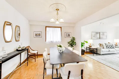 32 Madawaska Avenue Toronto ON M2M 2P9