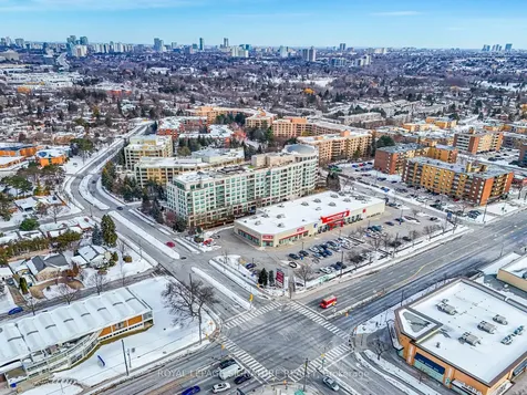 205 The Donway W N/a Toronto ON M3B 3S5