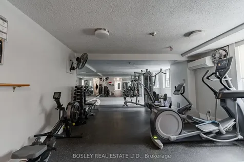 120 Rosedale Valley Road Toronto ON M4W 1P8
