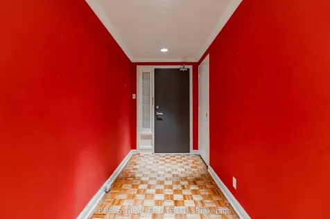 120 Rosedale Valley Road Toronto ON M4W 1P8