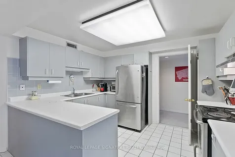 25 George Street Toronto ON M5A 4L8