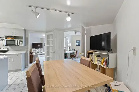 25 George Street Toronto ON M5A 4L8