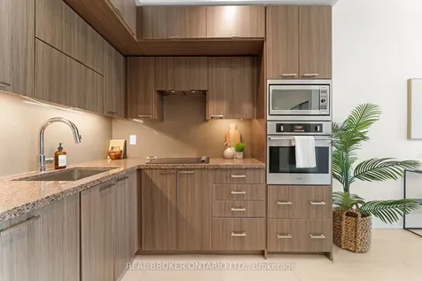 120 Harrison Garden Boulevard Toronto ON M2N 0H1