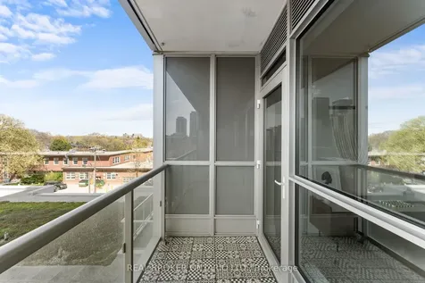 120 Harrison Garden Boulevard Toronto ON M2N 0H1