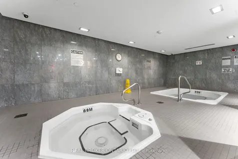 120 Harrison Garden Boulevard Toronto ON M2N 0H1