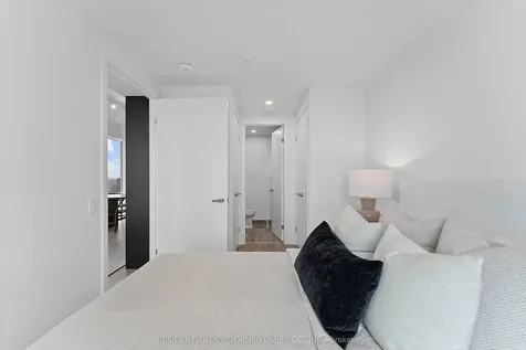 88 Queen Street Toronto ON M5C 0B6