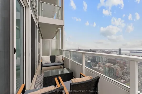88 Queen Street Toronto ON M5C 0B6