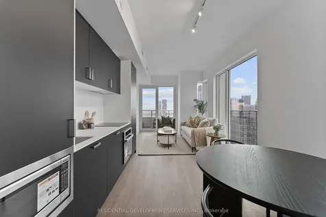 88 Queen Street Toronto ON M5C 0B6