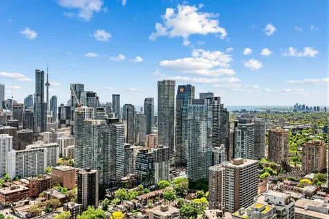 101 Charles Street E Toronto ON M4Y 1V2