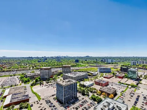 55 Ann O'reilly Road Toronto ON M2J 0E1
