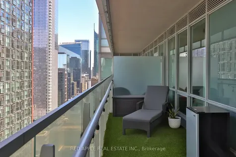 80 John Street Toronto ON M5V 1J2