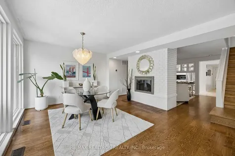 84 Connaught Avenue Toronto ON M2M 1G8