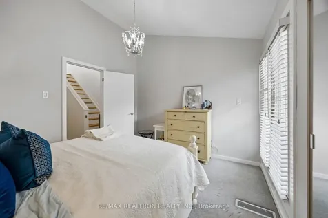 84 Connaught Avenue Toronto ON M2M 1G8