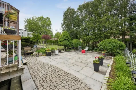 84 Connaught Avenue Toronto ON M2M 1G8