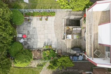 84 Connaught Avenue Toronto ON M2M 1G8