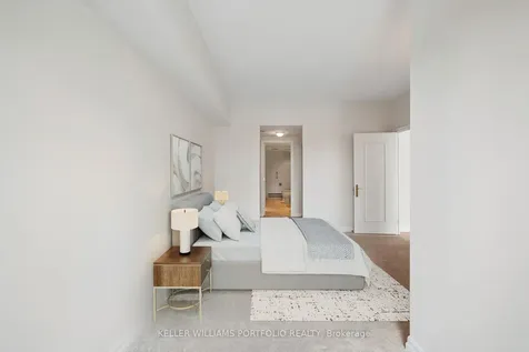 2727 Yonge Street Toronto ON M4N 3R6