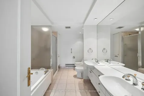 2727 Yonge Street Toronto ON M4N 3R6
