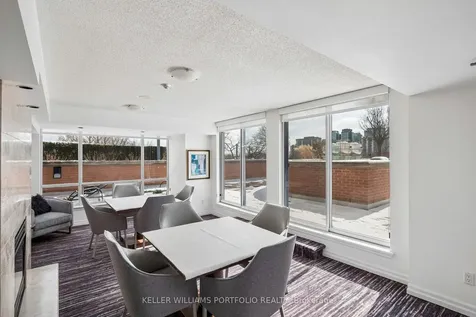 2727 Yonge Street Toronto ON M4N 3R6
