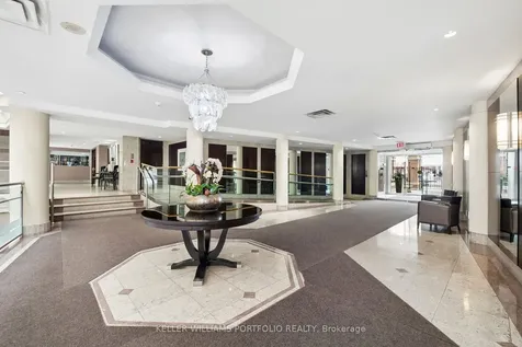 2727 Yonge Street Toronto ON M4N 3R6