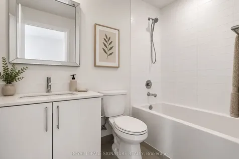 576 Front Street Toronto ON M5V 0P8