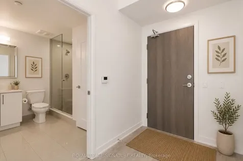 576 Front Street Toronto ON M5V 0P8