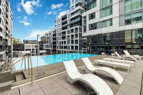 576 Front Street Toronto ON M5V 0P8
