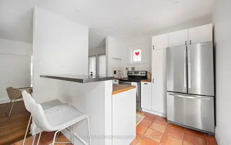 81 Cleveland Street Toronto ON M4S 2W4