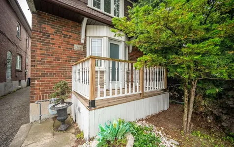 81 Cleveland Street Toronto ON M4S 2W4