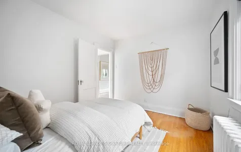 81 Cleveland Street Toronto ON M4S 2W4