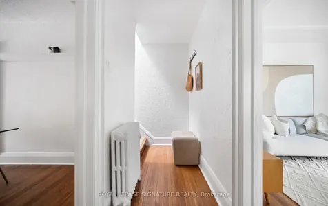 81 Cleveland Street Toronto ON M4S 2W4