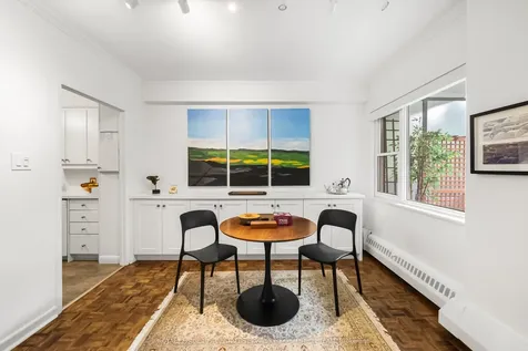 21 Dale Avenue Toronto ON M4W 1K3