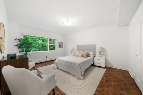21 Dale Avenue Toronto ON M4W 1K3