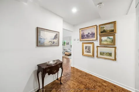 21 Dale Avenue Toronto ON M4W 1K3