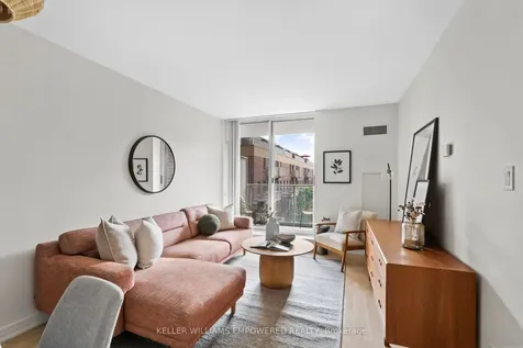 1369 Bloor Street W Toronto ON M6P 4J4