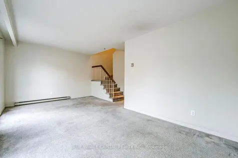 38 Thimble Berry Way Toronto ON M2H 3K7