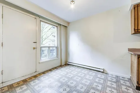 38 Thimble Berry Way Toronto ON M2H 3K7