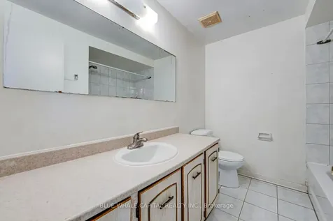 38 Thimble Berry Way Toronto ON M2H 3K7