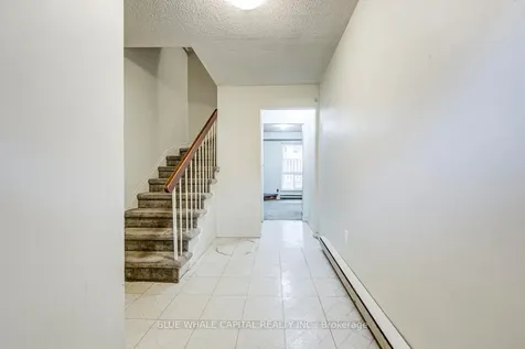 38 Thimble Berry Way Toronto ON M2H 3K7