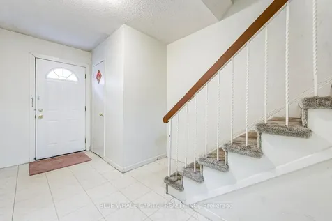 38 Thimble Berry Way Toronto ON M2H 3K7
